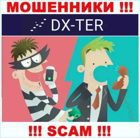 В дилинговой конторе DX-Ter Com обворовывают малоопытных клиентов, склоняя отправлять средства для оплаты процентной платы и налога